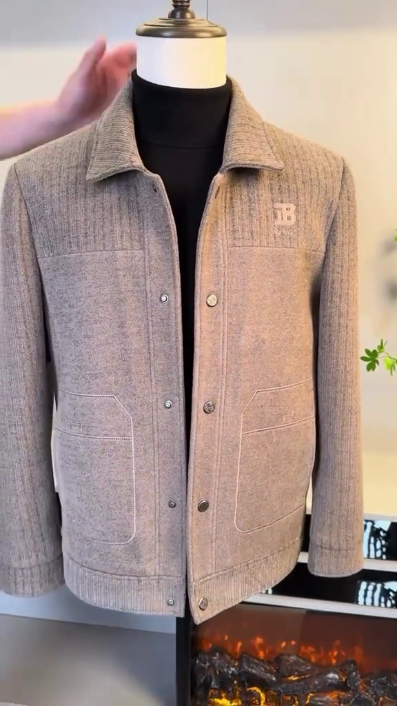 Men's Textured Knit Shirt Jacket / Shacket (Tan/Taupe)