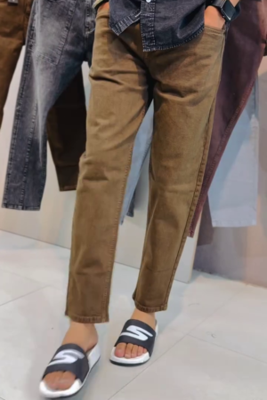 Men Mid-Rise Relaxed Fit Clean Look Jeans